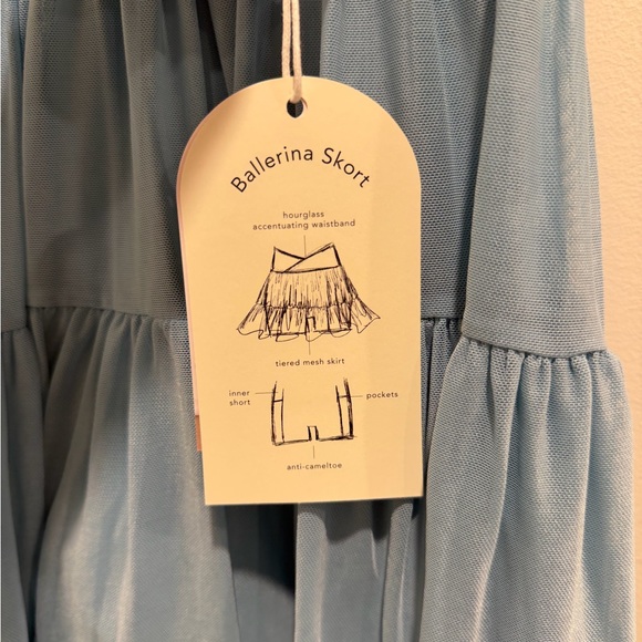 Ballerina Skort from Blogilates in Light Blue- Large NWT - Picture 9 of 10